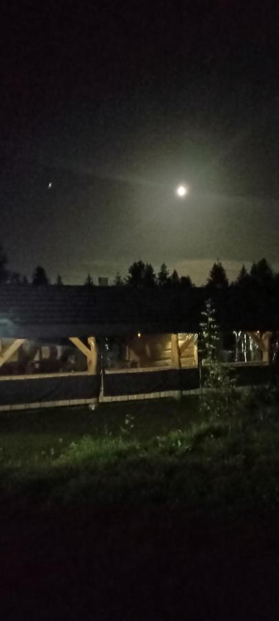 הוילה נובי טארג Gosciniec Dziubasowki מראה חיצוני תמונה